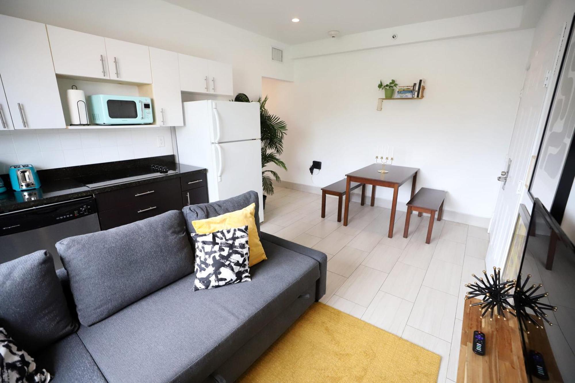 2 Bedroom Apartment 3 Minute Walk To South Beach & Ocean Drive Miami Beach Ngoại thất bức ảnh